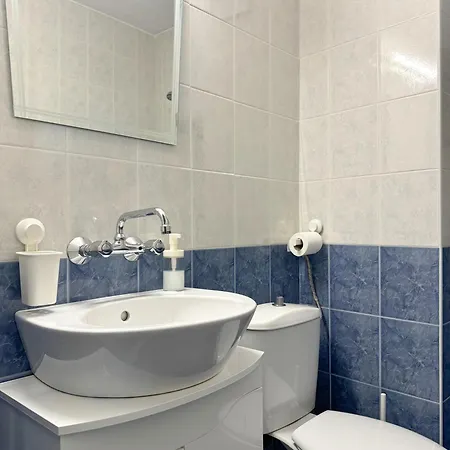 Apartament Restful For 4 Guests In Burgas
