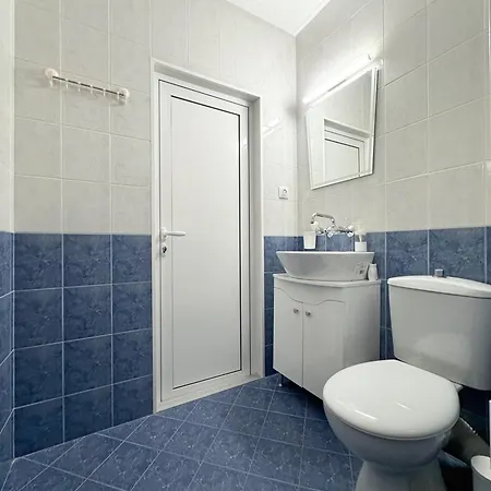 Apartmán Restful For 4 Guests In