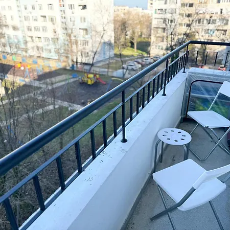 Апартаменты Restful For 4 Guests In