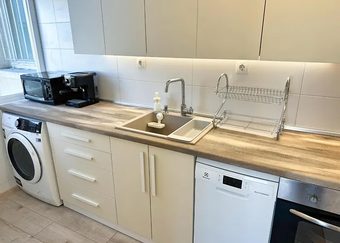 Restful For 4 Guests In Lejlighed *